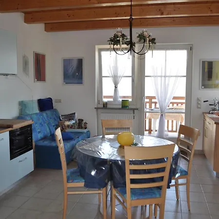 Gschlosslhof Apartment
